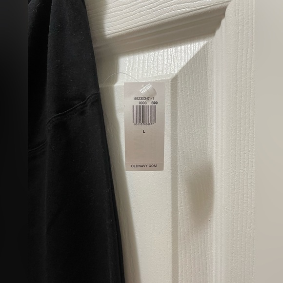 NWT Old Navy maternity leggings - Picture 2 of 5